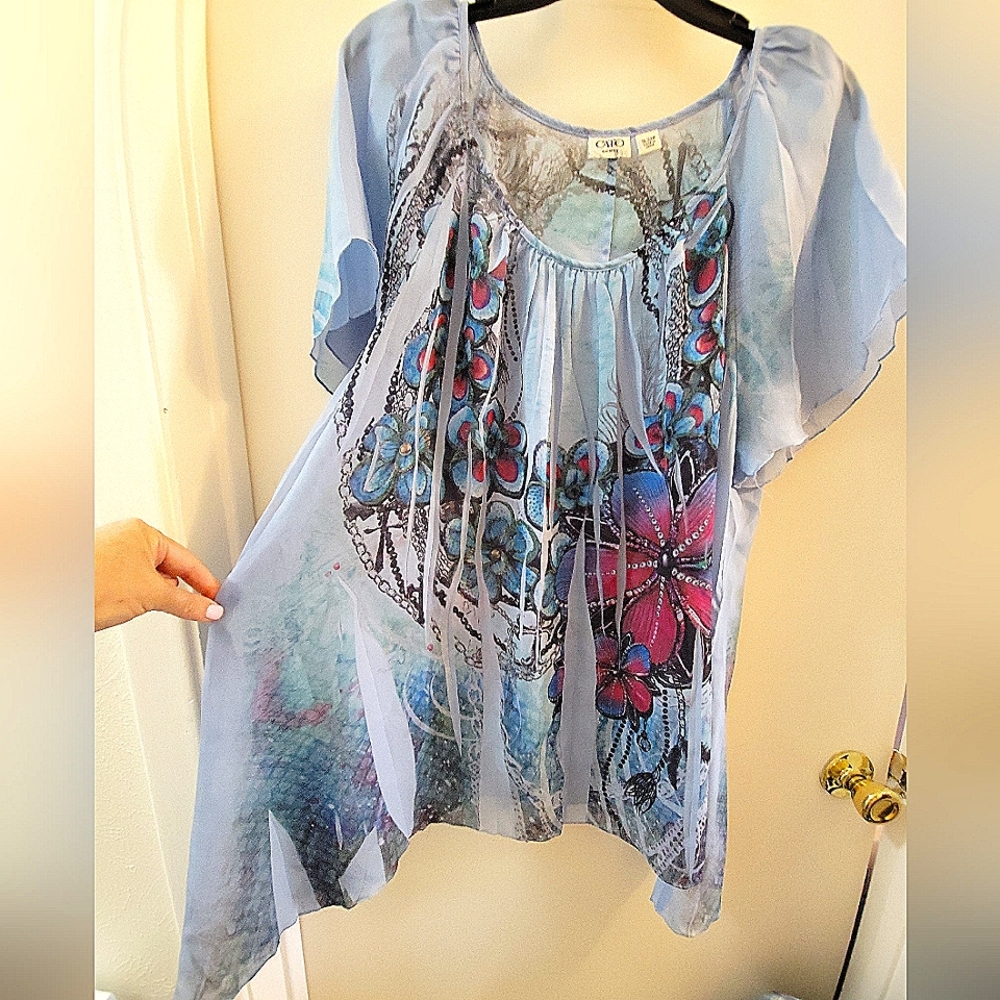 CATO 18/20W Floral heat-pleated scoop-neck blouse